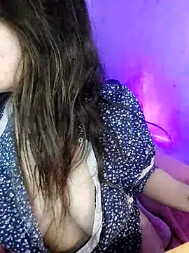 Kimiechanuwu online show from February 12, 5:47 pm