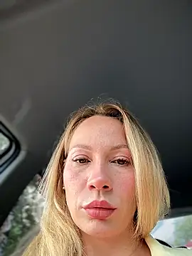 LavenderHot online show from July 28, 3:15 am