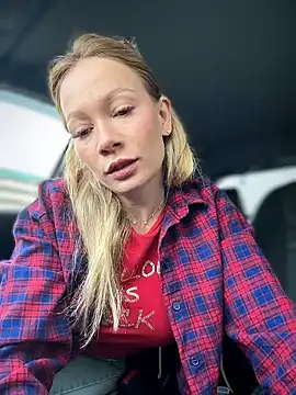 LavenderHot online show from May 1, 1:20 am