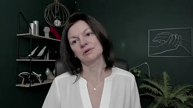 VivianWILD online show from January 19, 6:42 am