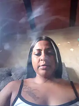 Giselabrunette25 online show from May 3, 10:02 pm