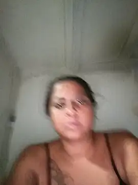 Giselabrunette25 online show from May 2, 12:03 am