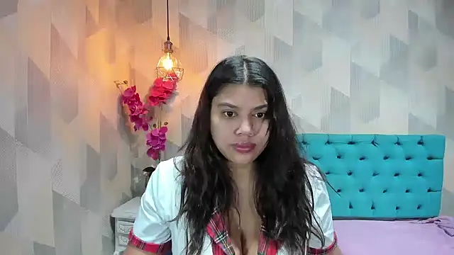LindaBreeS online show from June 29, 10:48 am