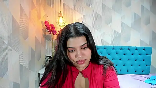 LindaBreeS online show from June 3, 2:33 pm