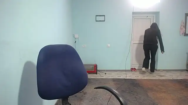 elllaaxx online show from September 19, 4:33 am