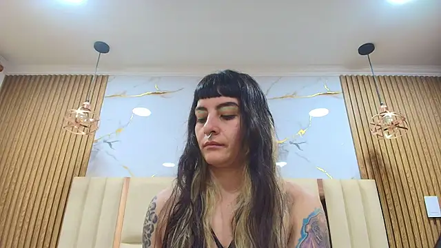 Naughty Kittenm online show from July 4, 11:50 am