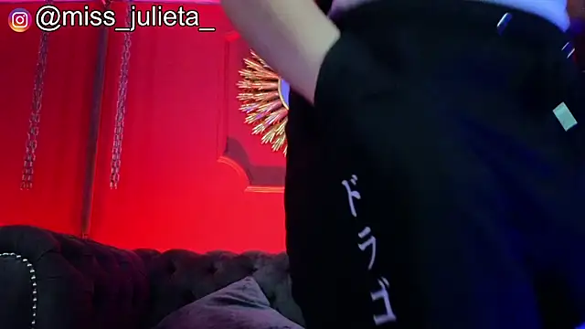 Julieta Russell online show from July 8, 11:56 am