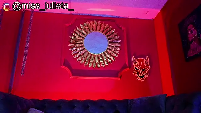 Julieta Russell online show from July 10, 12:27 pm