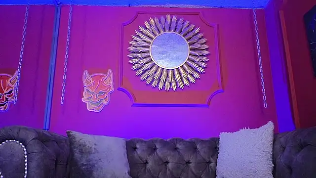 Julieta Russell online show from January 16, 12:23 pm