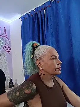 freyadevil333 online show from June 20, 10:19 am