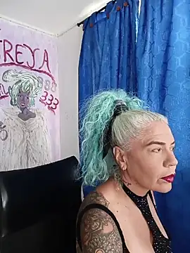 freyadevil333 online show from April 29, 9:53 pm