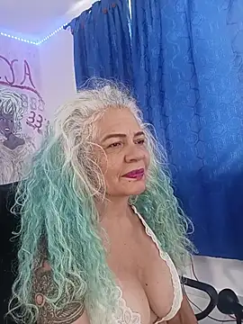 freyadevil333 online show from June 29, 5:01 pm