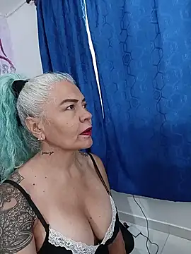 freyadevil333 online show from July 26, 12:57 pm