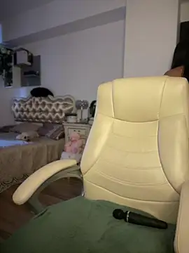 HotXMom online show from July 14, 6:51 am
