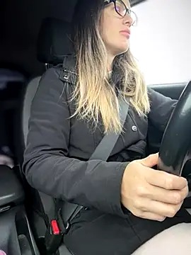 HotXMom online show from November 17, 6:58 am