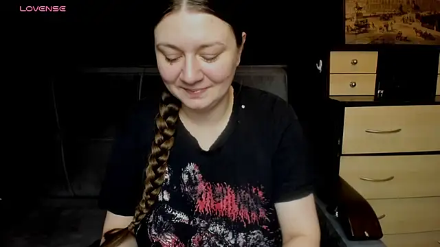 AlisaBacker online show from March 13, 8:43 pm