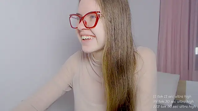 Sarah HS online show from April 29, 5:26 pm