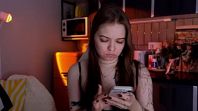 doll lol  online show from February 26, 5:23 pm