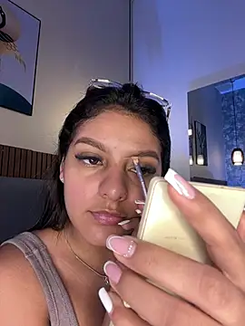 NicolleeEvanss online show from July 20, 10:29 am
