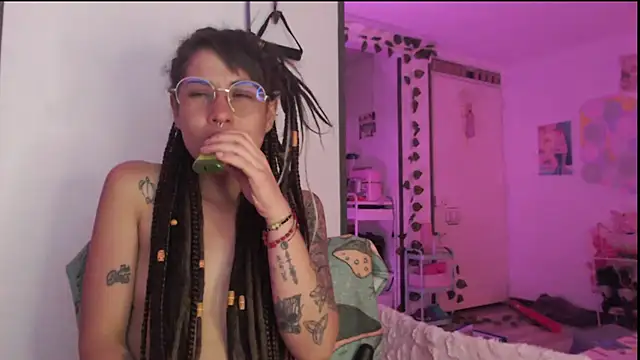 Hellen dumont online show from June 25, 3:28 am