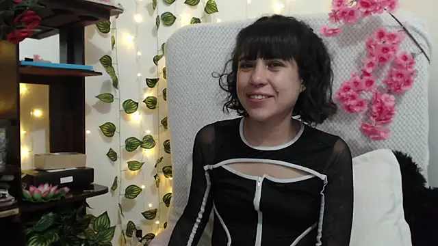 Snapshot of Hellen_dumont chatting on September 23, 6:11 am Hellen dumont online show from September 23, 6:11 am
