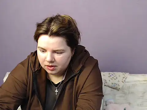 so shy online show from November 11, 8:44 am