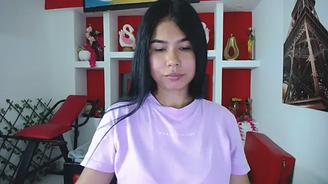 Letty Plugxo online show from September 27, 1:18 pm