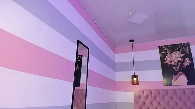 ScarletGV online show from November 25, 4:25 am