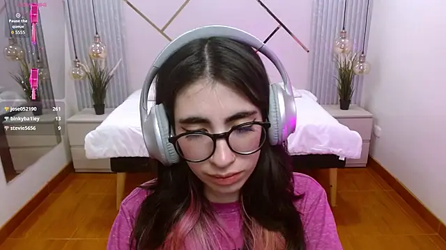 LenaRoses online show from November 6, 5:19 pm