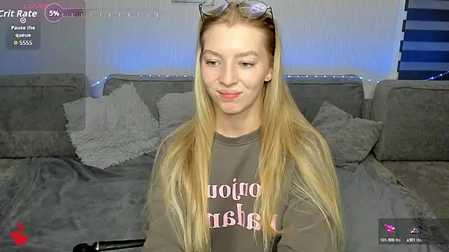 Snapshot of Drive-Crazy- chatting on October 13, 12:19 pm Drive-Crazy- online show from October 13, 12:19 pm