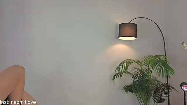 Naomi Girly online show from September 11, 4:02 am