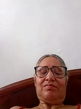  candi online show from February 4, 1:14 pm