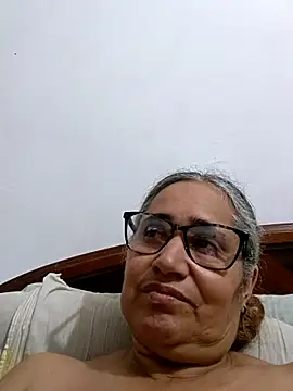  candi online show from April 29, 2:37 am