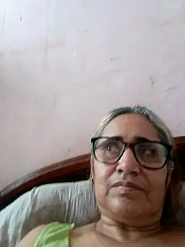  candi online show from October 10, 7:30 pm