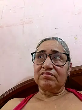  candi online show from December 3, 2:52 pm