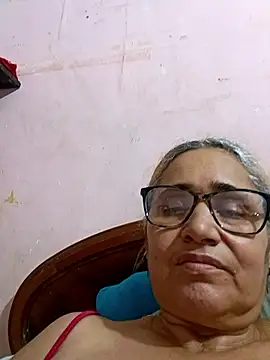  candi online show from October 20, 10:13 pm