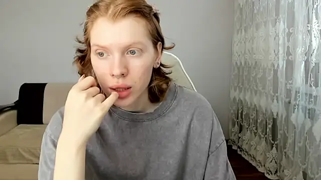 StellaDavis online show from May 8, 9:12 am