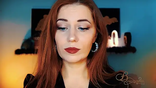 MissBeverlyMills online show from November 30, 7:01 am