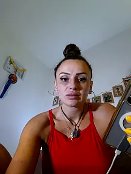 dolcevita002 online show from July 2, 8:31 am