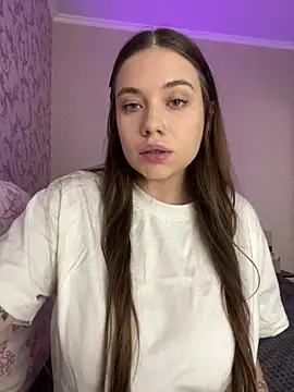 Vikki toriya online show from October 9, 2:10 pm