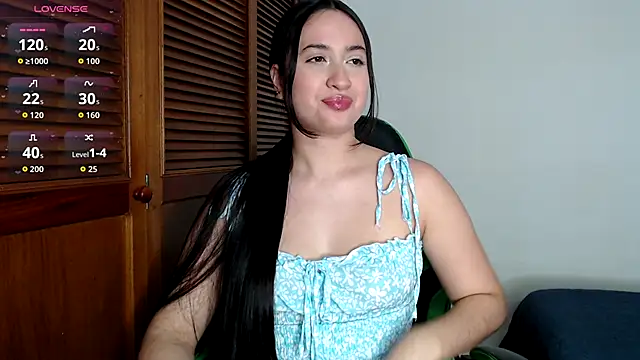 Snapshot of sofiaduque_26 chatting on September 14, 9:23 pm sofiaduque 26 online show from September 14, 9:23 pm