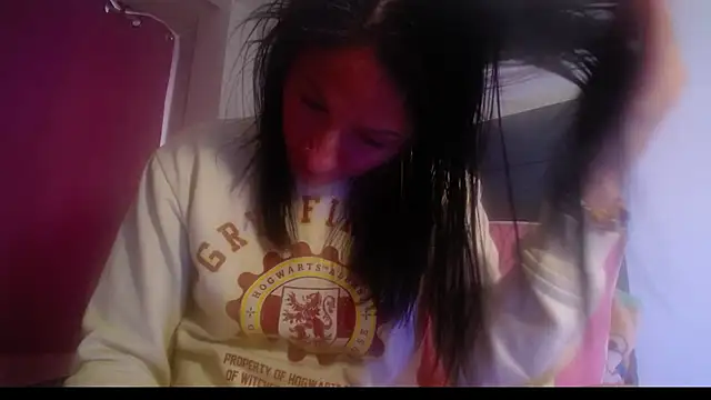 Yinn Silver online show from February 10, 12:19 pm