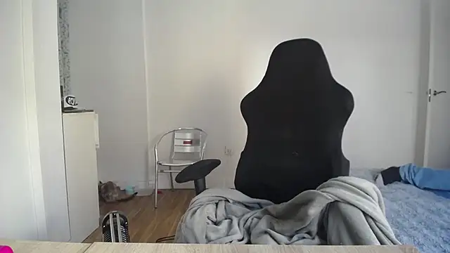 Contantin helena online show from January 19, 2:02 pm