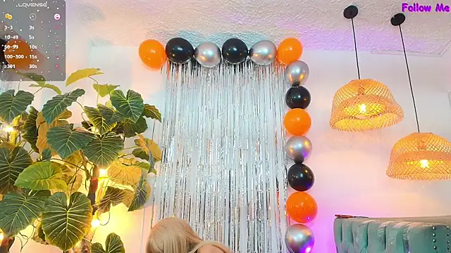 bellablack27 online show from July 9, 10:55 pm