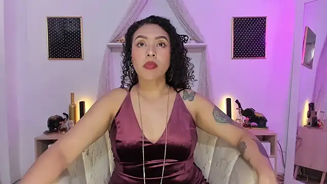 Snapshot of Zoe_Gruber chatting on October 11, 8:44 pm Zoe Gruber online show from October 11, 8:44 pm