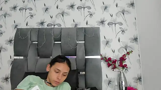 Ehotloveaxxx online show from January 14, 1:05 pm