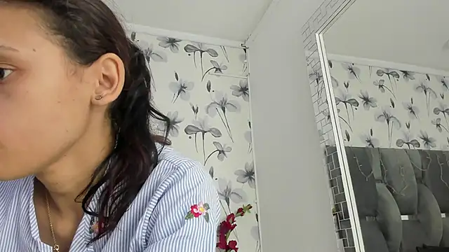 Ehotloveaxxx online show from December 20, 2:10 pm