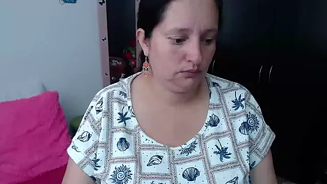 CristialJones  online show from October 9, 2:10 pm