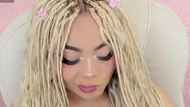 conny  curly online show from July 9, 1:02 pm