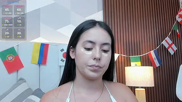 Julietasantos   online show from June 30, 6:40 pm